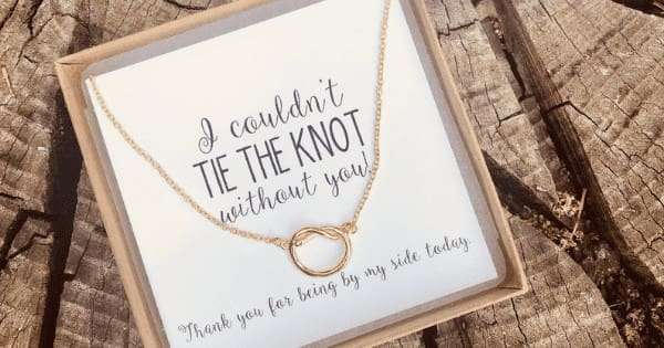 What Are the Best Gifts for Bridesmaids? gifts for bridesmaids