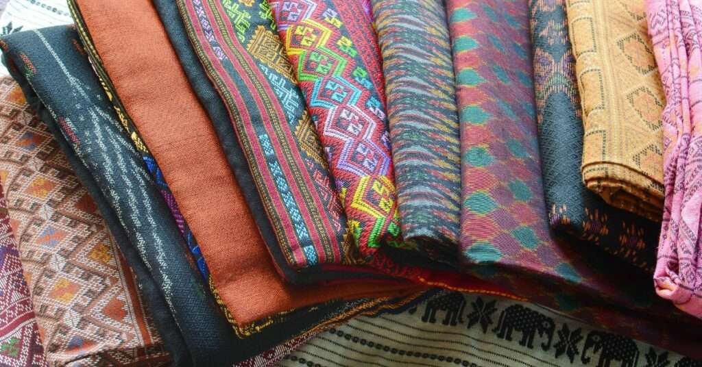 A Simplified List of Wedding Anniversary Gifts by Year wedding anniversary gifts