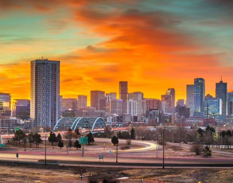 Untitled-design-2022-09-30T001417.328 | WEDISTRY BLOG date night in denver