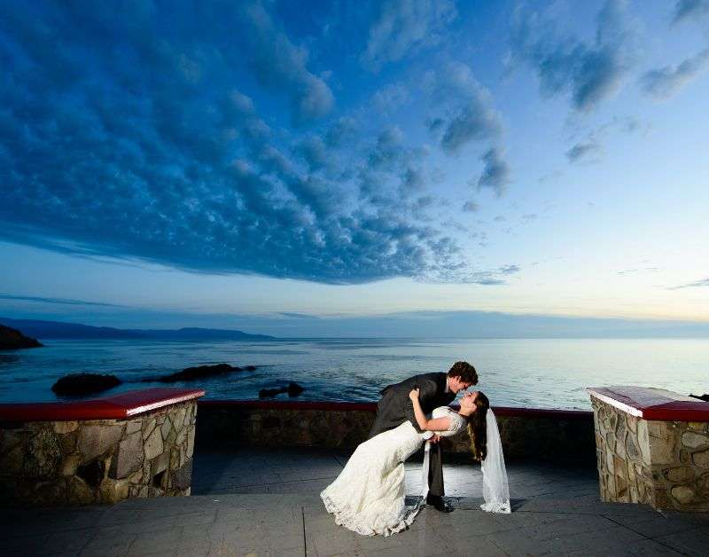 2 Of The Best 2022 Wedding Photography Trends 28 Can My Family Get Visas To Attend My Wedding wedding photography trends