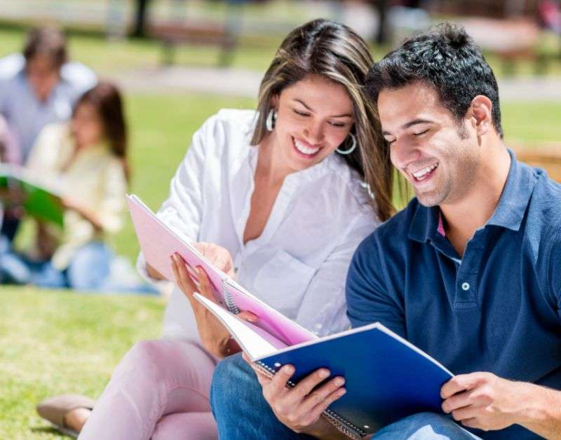 Untitled-design-2022-12-24T232931.861 | WEDISTRY BLOG devotional for a joyful wedding