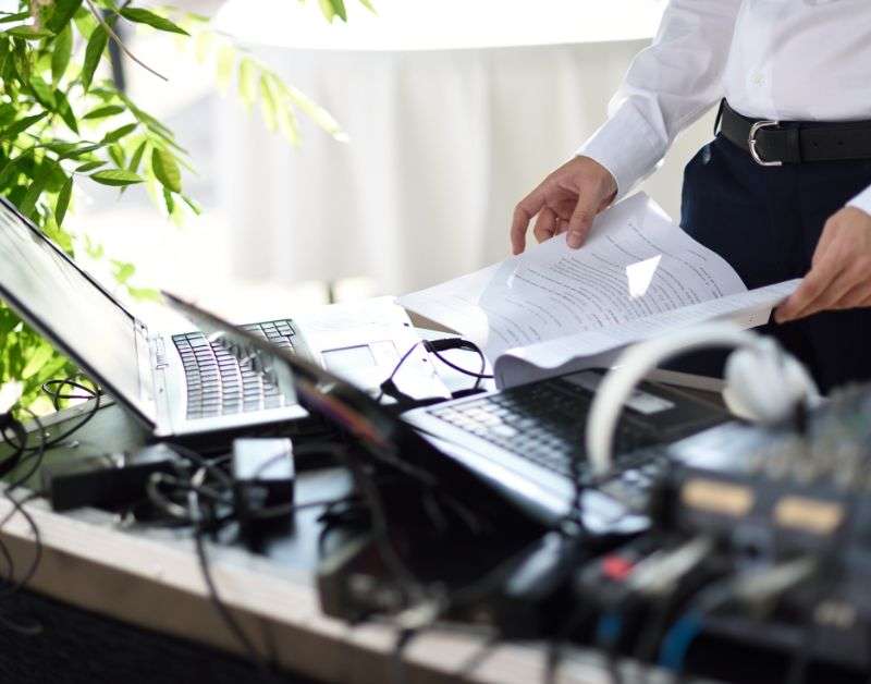 Wedding Music Without a DJ: How to DJ Your Wedding wedding music without a dj