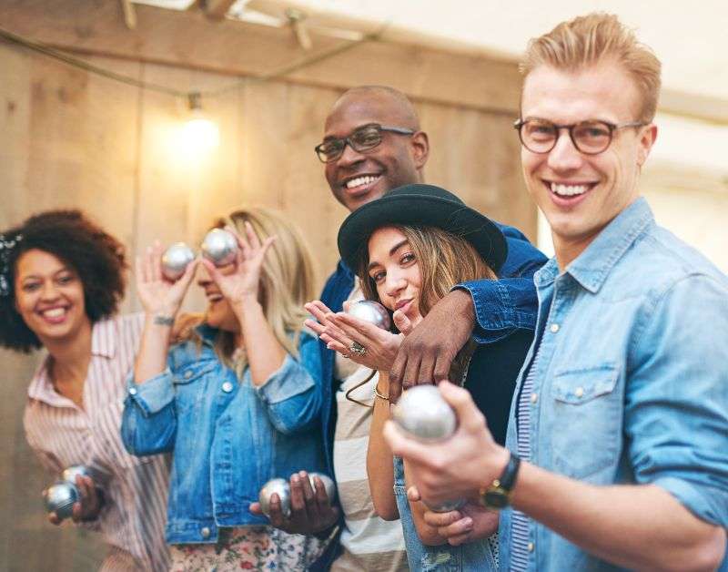 Can you wear jeans to a wedding? 4 Helpful Tips jeans to a wedding