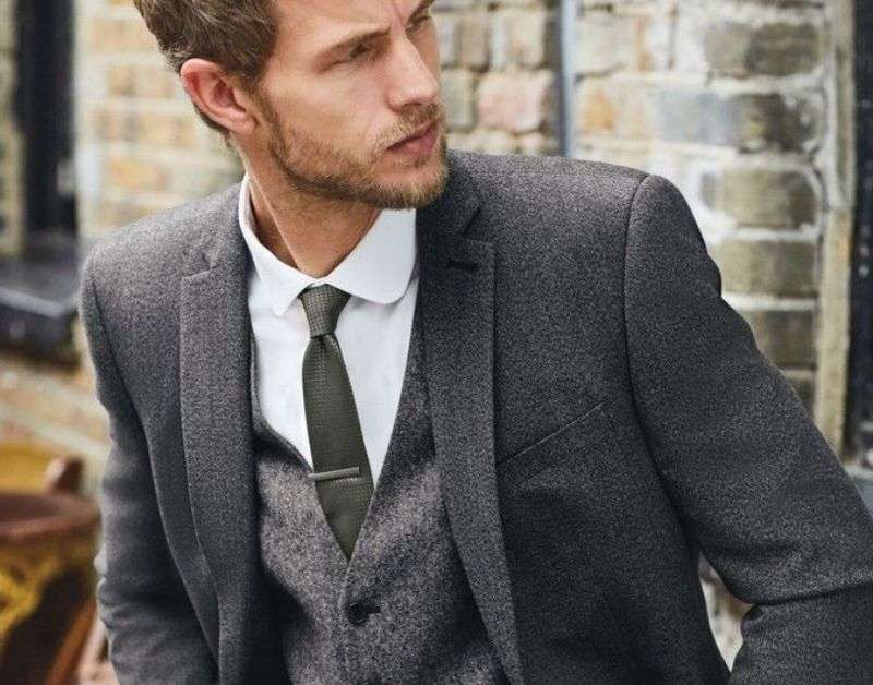 Backyard Wedding Tux: A Complete Guide for Grooms and Guests Backyard Wedding Tux: A Complete Guide for Grooms and Guests