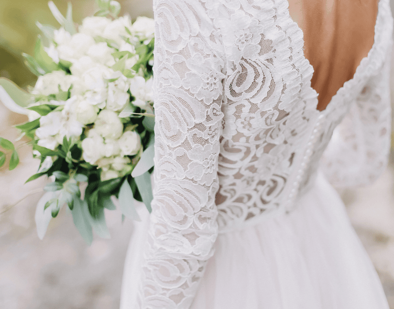 Untitled-design-44 | WEDISTRY BLOG anxiety after buying wedding dress